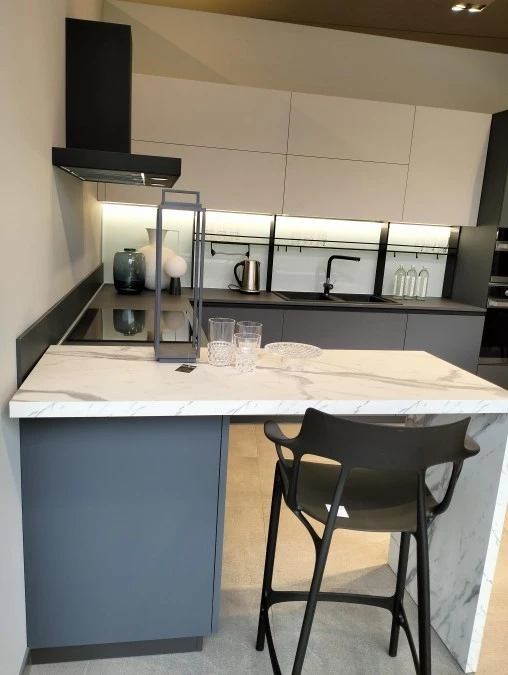 Cucina angolare Scavolini Delinea Fenix