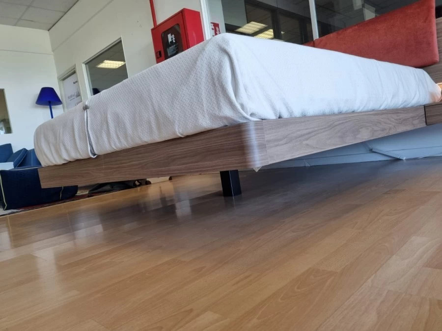 Letto matrimoniale Tomasella Shiro Sospeso