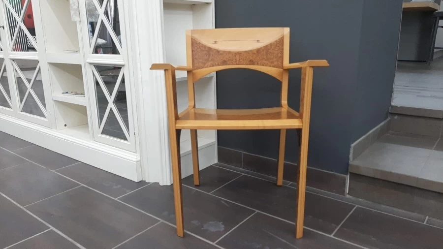 Sedia con braccioli Maxalto Damasco