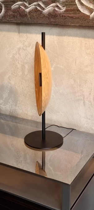 Lampada da tavolo Rakumba Mito