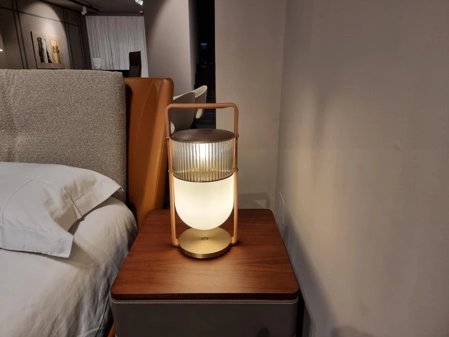 Lampada da tavolo Poltrona Frau XI