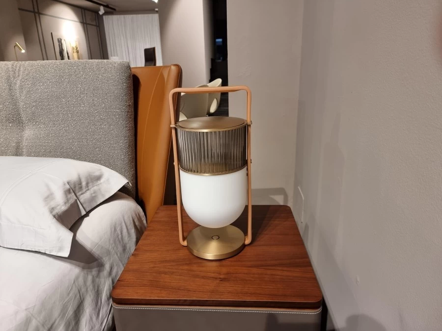 Lampada da tavolo Poltrona Frau XI