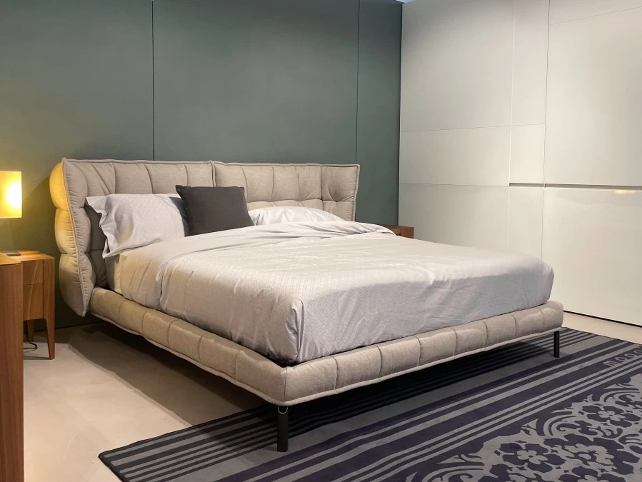 Letto matrimoniale B&B Italia Husk
