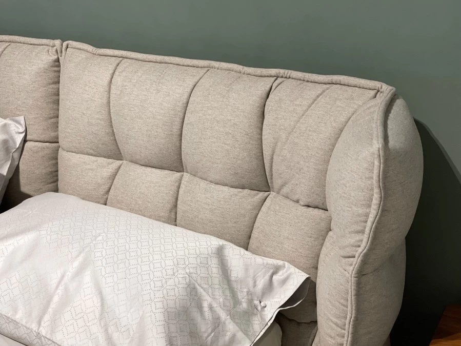 Letto matrimoniale B&B Italia Husk