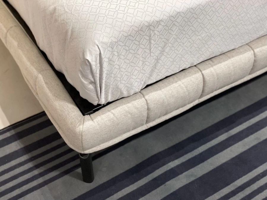 Letto matrimoniale B&B Italia Husk