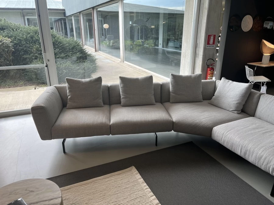 Divano Knoll Avio