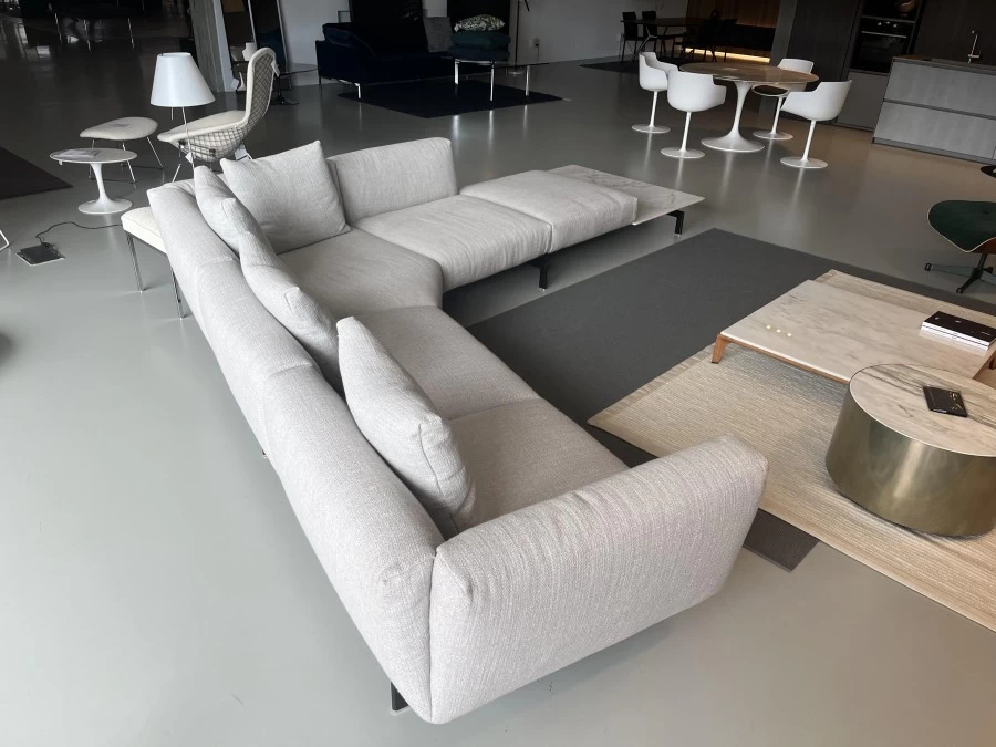 Divano Knoll Avio