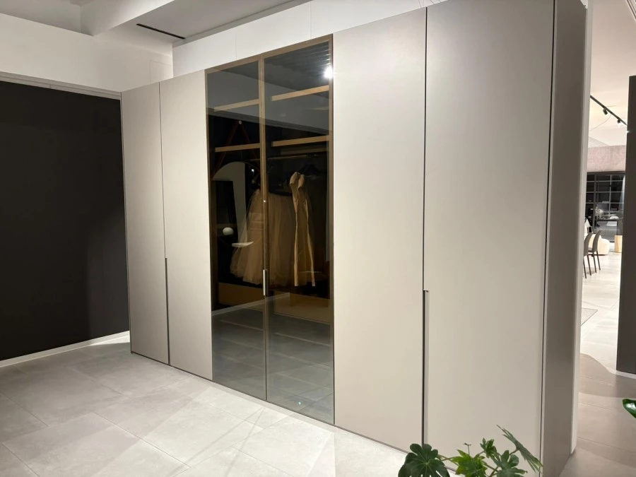 Armadio battente Poliform New Entry / Fitted vetro