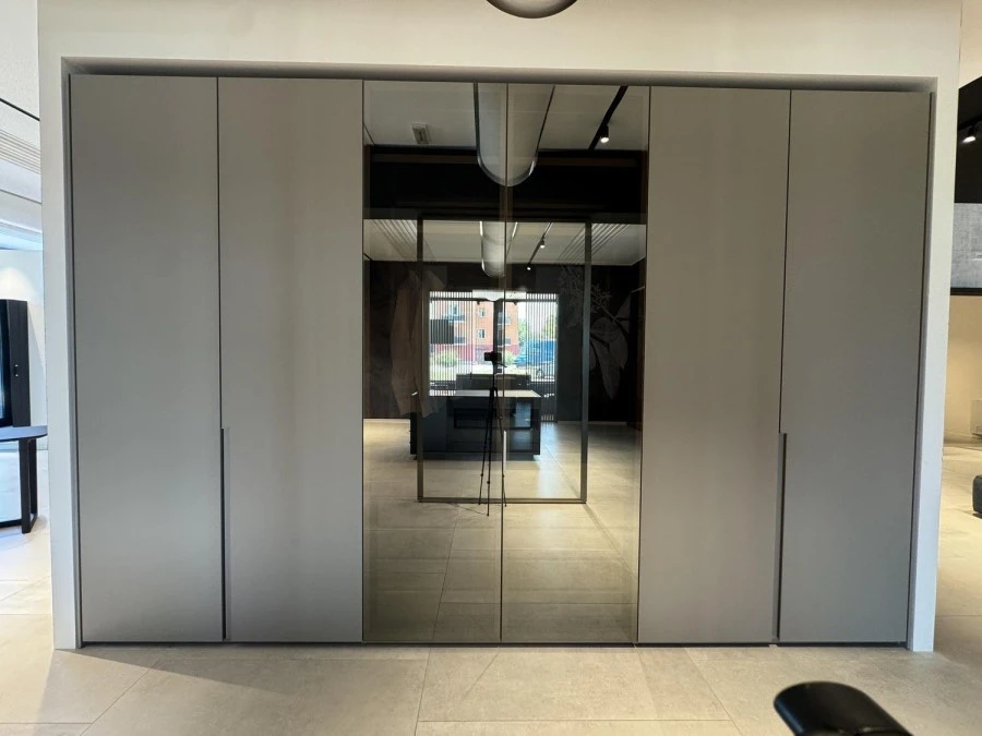 Armadio battente Poliform New Entry / Fitted vetro