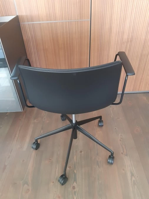 Sedia ufficio Arper Catifa 53