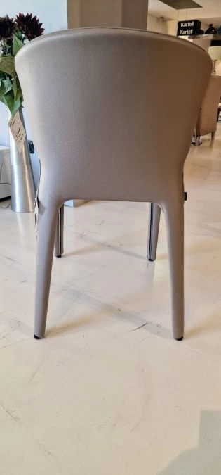 Sedia con braccioli Cassina HOLA