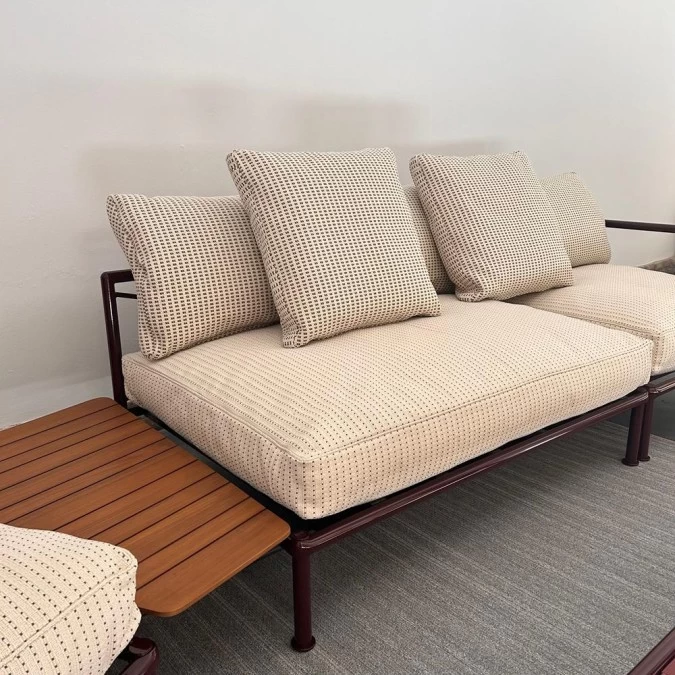 Divano da giardino B&B Italia Outdoor Nooch