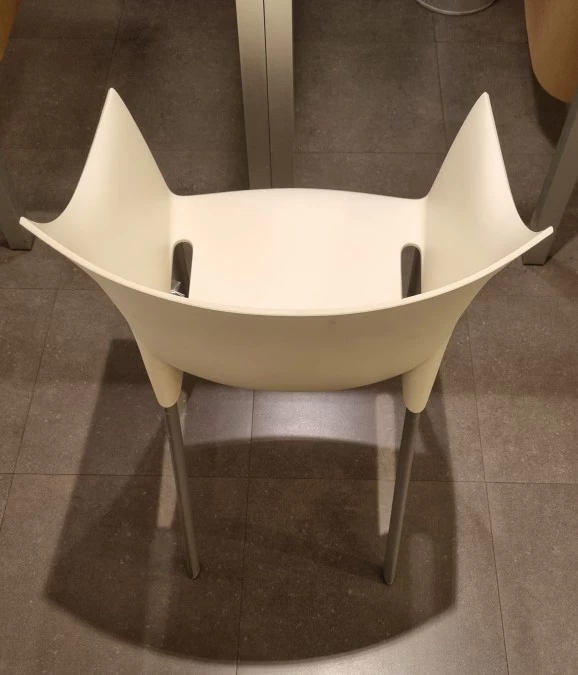 Poltroncina Kartell n° 2  Dr. No outdoor