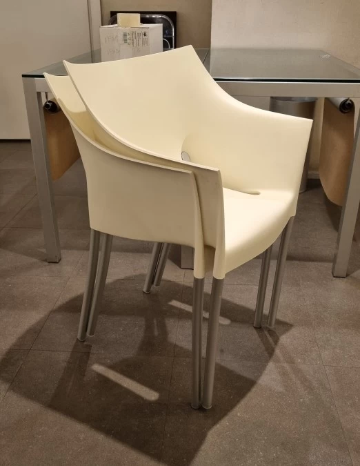 Poltroncina Kartell n° 2  Dr. No outdoor