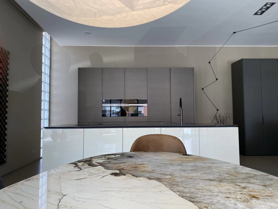 Cucina con Isola Poliform Artex e Phoenix