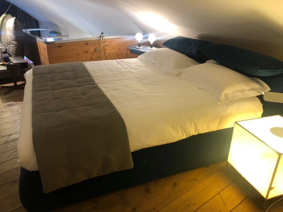 Letto matrimoniale B&B Italia Bamboletto