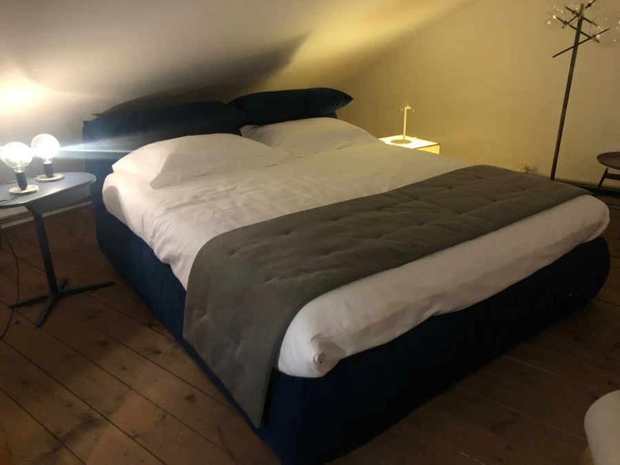 Letto matrimoniale B&B Italia Bamboletto
