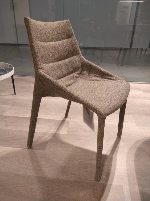 Sedia Molteni&C. OUTLINE