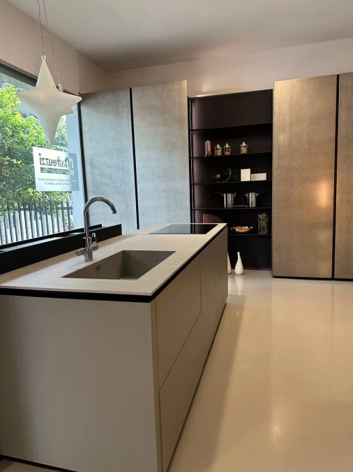 Cucina con Isola Meson's SLIM PETRA