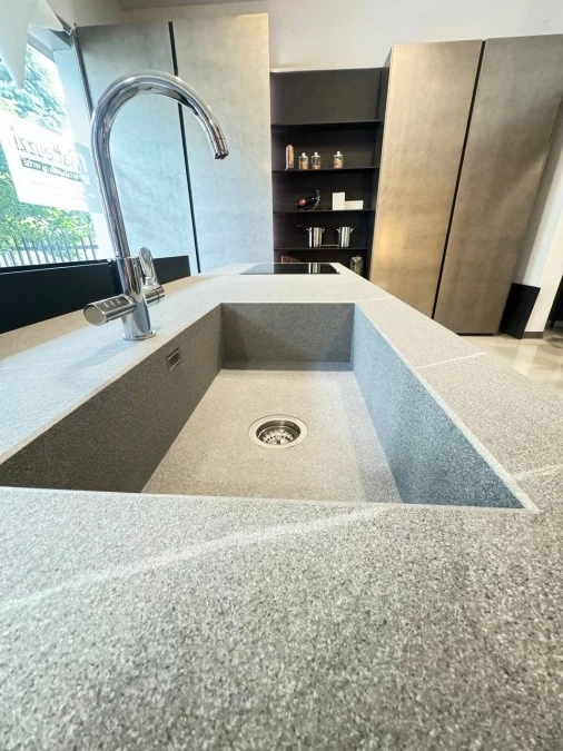 Cucina con Isola Meson's SLIM PETRA