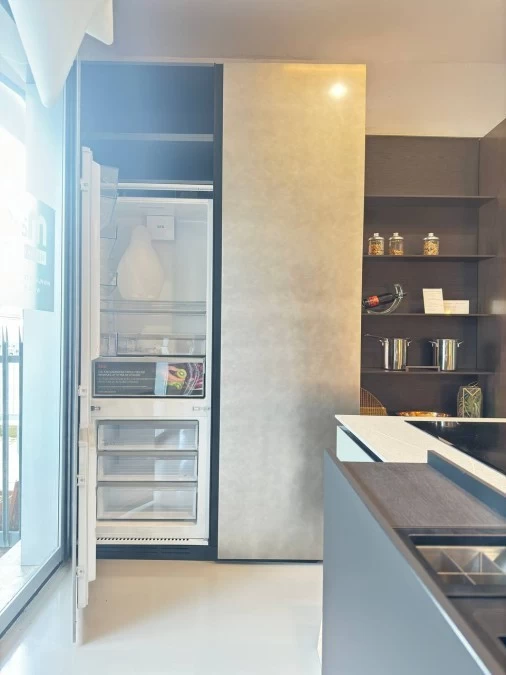 Cucina con Isola Meson's SLIM PETRA