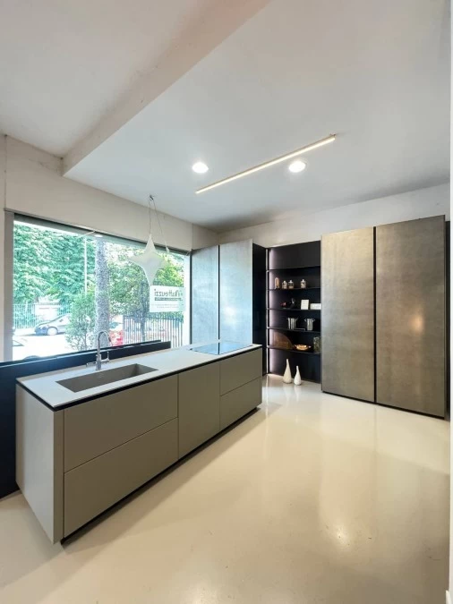 Cucina con Isola Meson's SLIM PETRA
