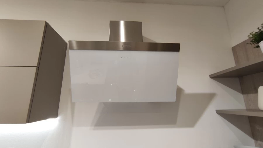 Cucina angolare Veneta Cucine ETHICA FRAME