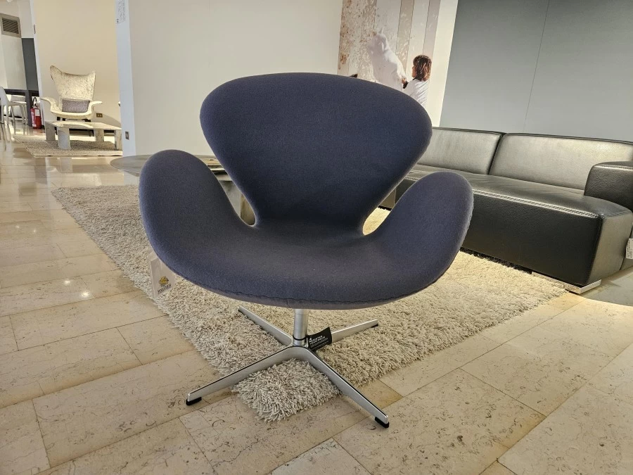 Poltrona Fritz Hansen SWAN