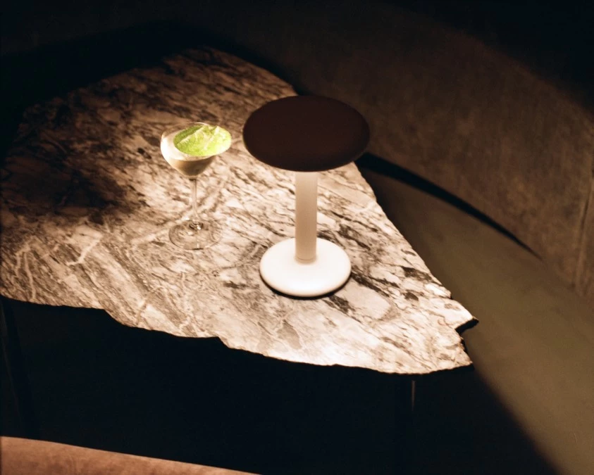 Lampada da tavolo Flos GUSTAVE Residential