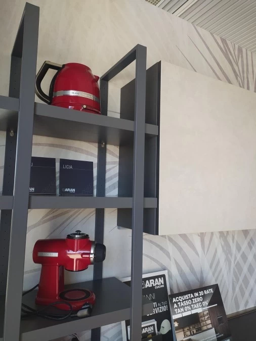 Libreria cm.60 h.217 prof.34,5 cm. con 6 mensole spostabili spessore 4 cm. rovere impiallacciato