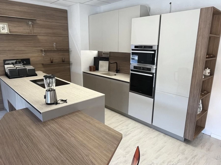 Cucina con Isola Stosa Cucine Infinity