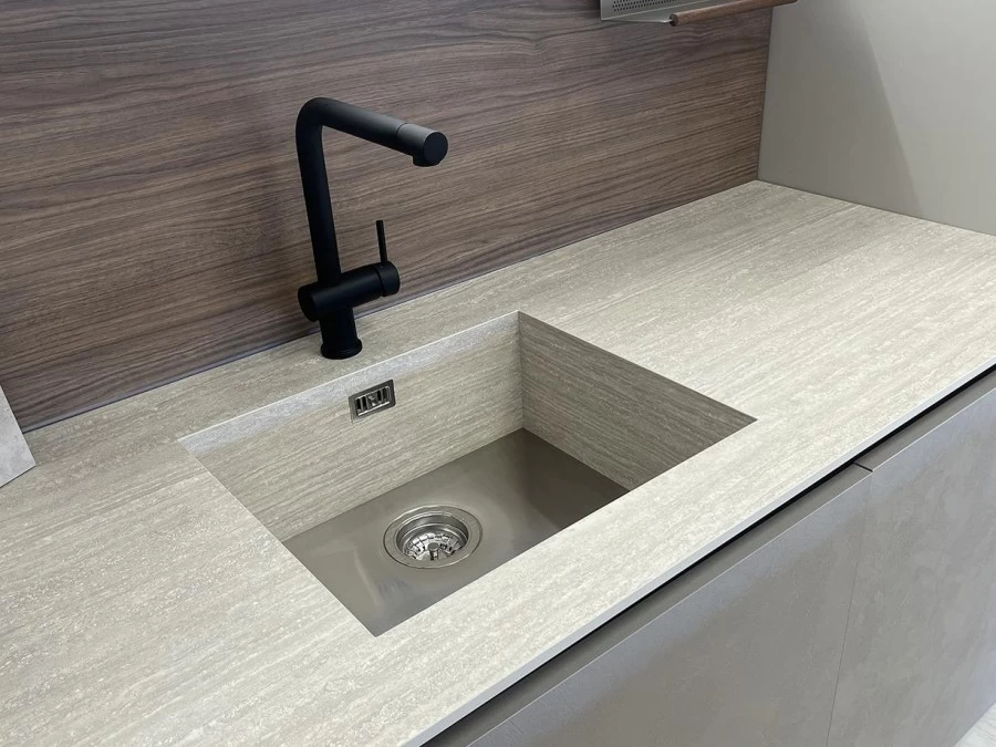 Cucina con Isola Stosa Cucine Infinity