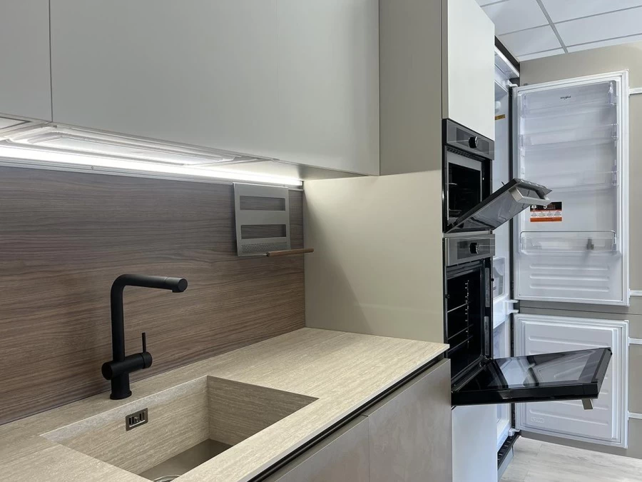 Cucina con Isola Stosa Cucine Infinity