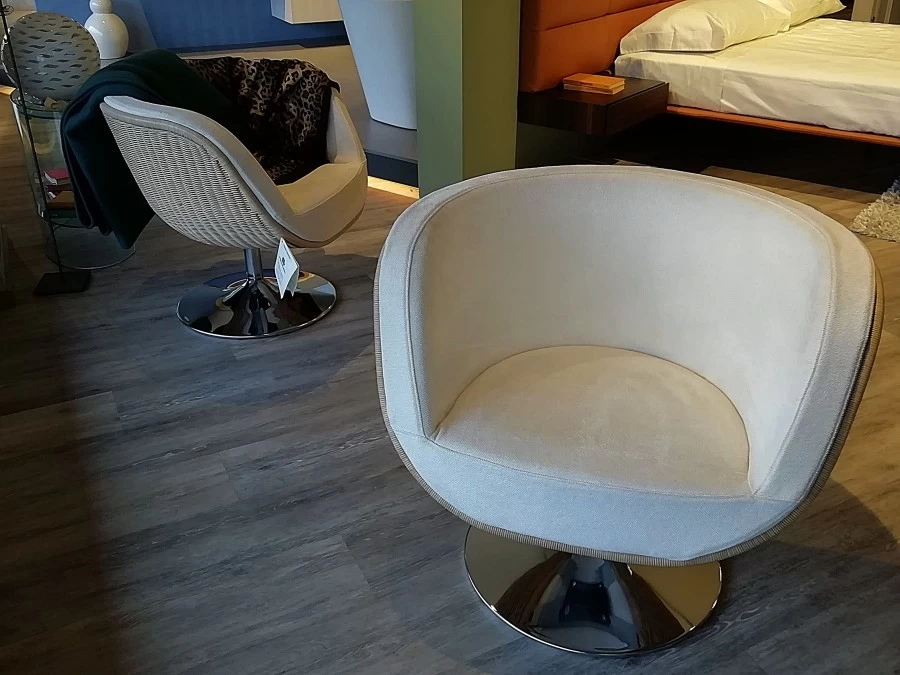 Poltroncina Varaschin Shell