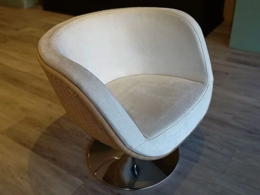 Poltroncina Varaschin Shell