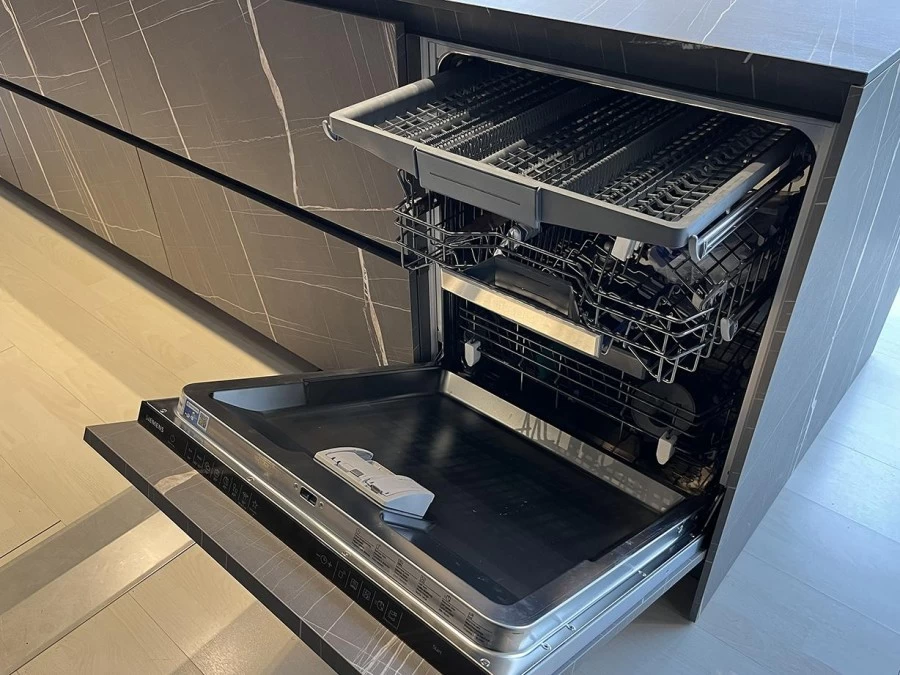 Cucina con Isola Modulnova BLADE - MH6