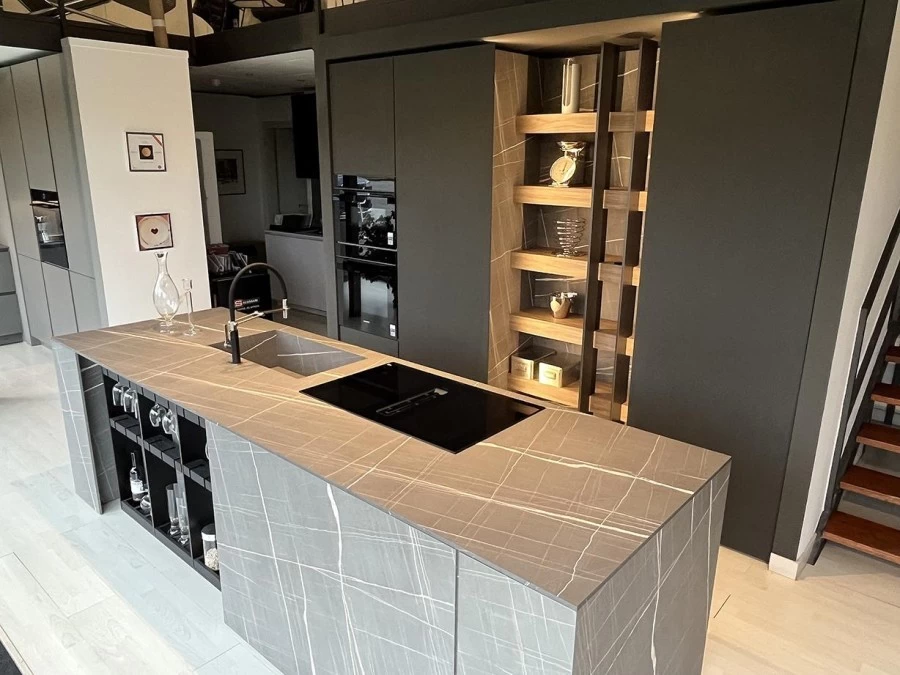 Cucina con Isola Modulnova BLADE - MH6