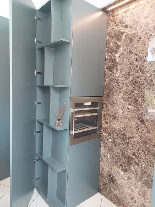 Cucina con Isola Alta Cucine Sistema 22