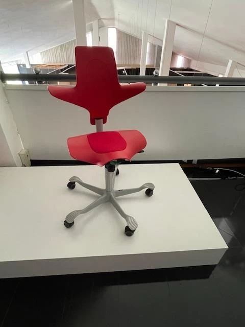 Sedia ufficio Hag Capisco Puls 8010