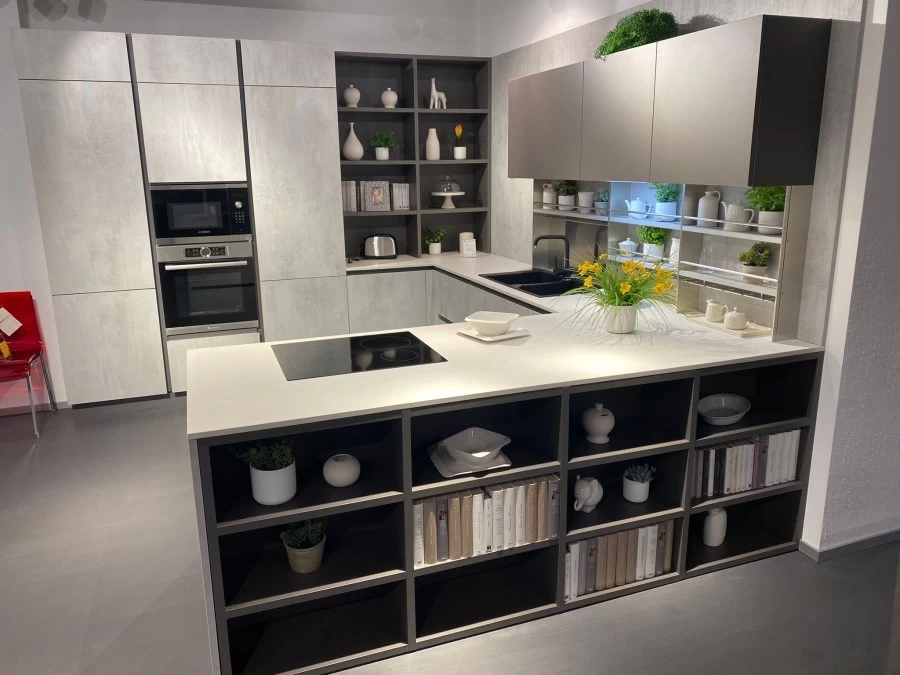 Cucina con penisola Veneta Cucine Oyster Dek Pro