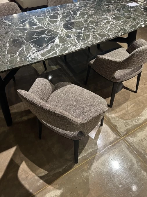 Sedia con braccioli Poliform SOPHIE LITE