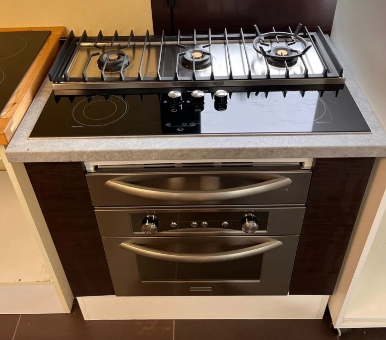 Elettrodomestico KitchenAid Blocco forno + piano cottura
