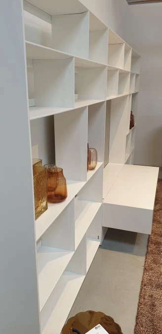 Libreria B&B Italia Flat C
