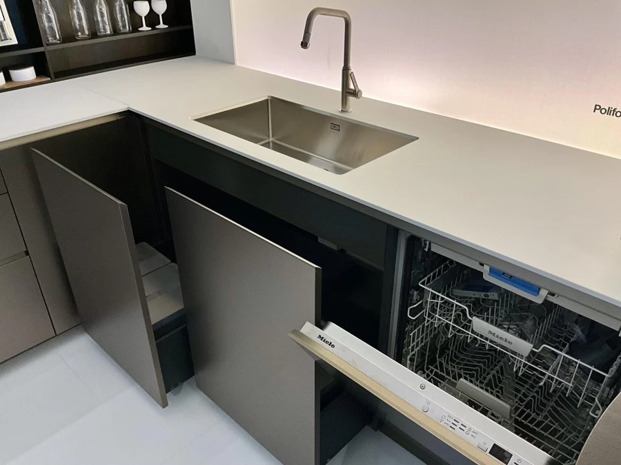 Cucina angolare Poliform Alea Pro