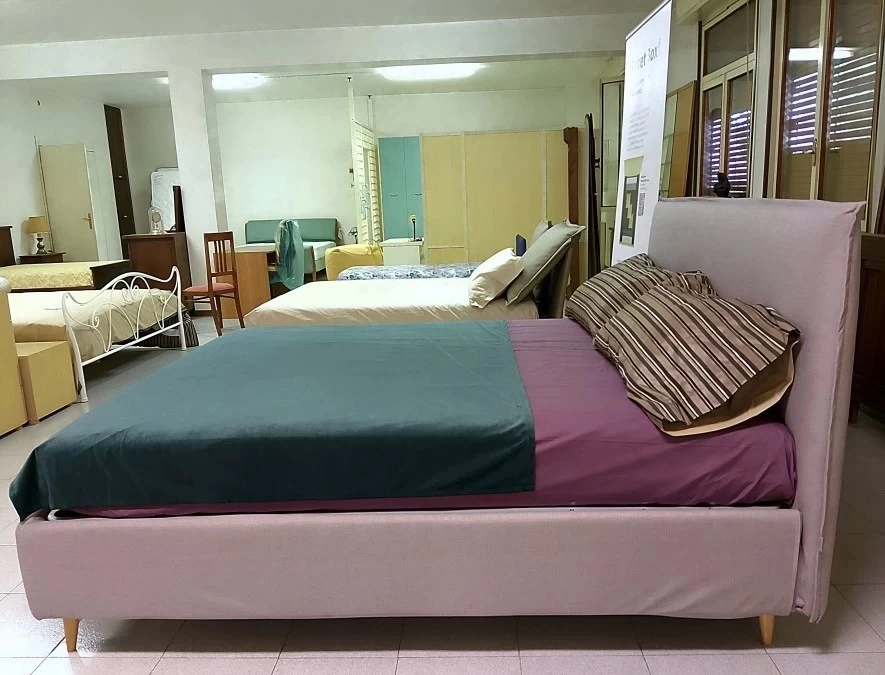 Letto matrimoniale con contenitore Noctis Spa Bob