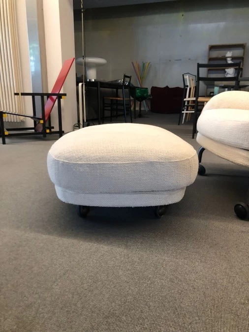 Poltrona con pouf De Padova Louisiana