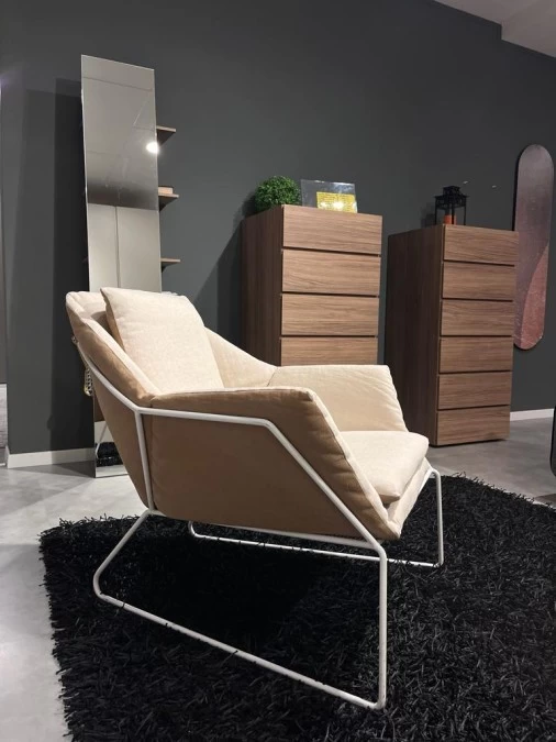 Poltrona Saba Italia New York Armchair