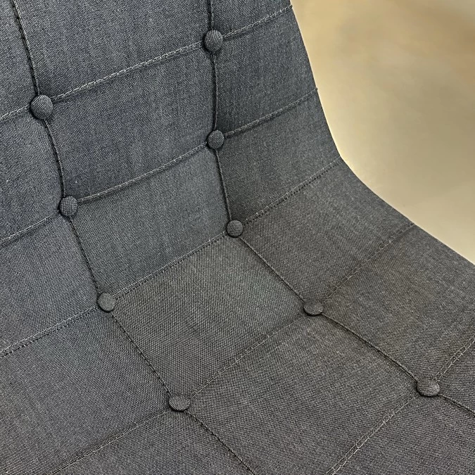 Sedia senza braccioli Cassina Caprice