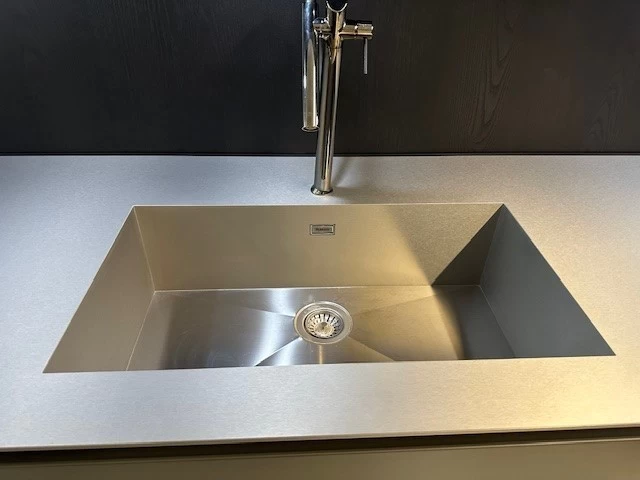 Cucina con Isola Poliform PHOENIX