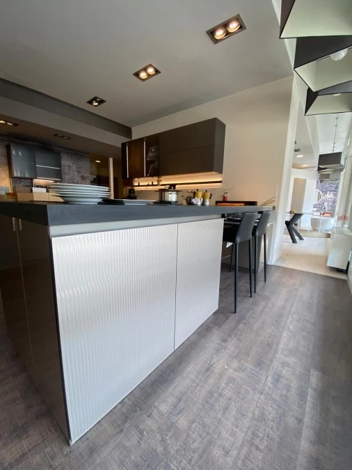 Cucina con Isola Scavolini Lumina